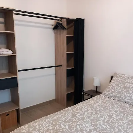 Beau F2-5mn Aeroport D'orly-parking Prive Gratuit Apartment *