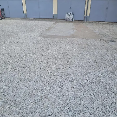 Apartment Beau F2-5mn Aeroport D'orly-parking Prive Gratuit